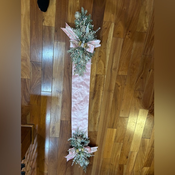 Elegant Pink Holiday Door Swag - Picture 7 of 13
